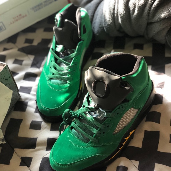 Jordan 5s Oregon Ducks - Picture 4 of 17
